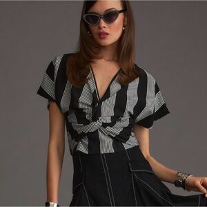 Anthropologie Bishop & Young Twist Front Top Size Small
